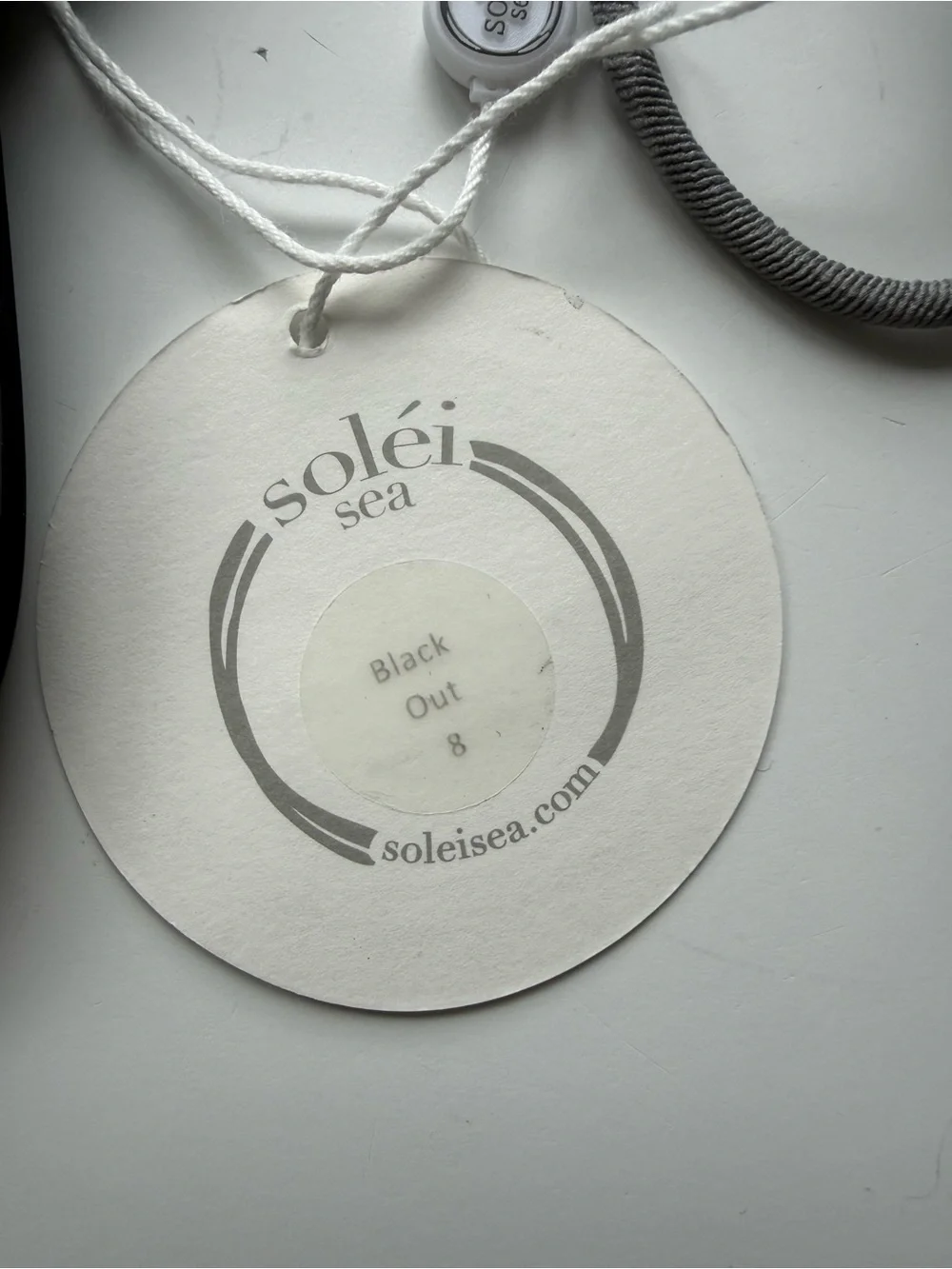 Solei Sea thong sandals black size 8 NWT - Picture 4 of 6